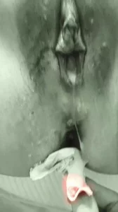 老婆烂逼被单男开脚干翻内射