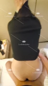 骚货屁股都被抽红了